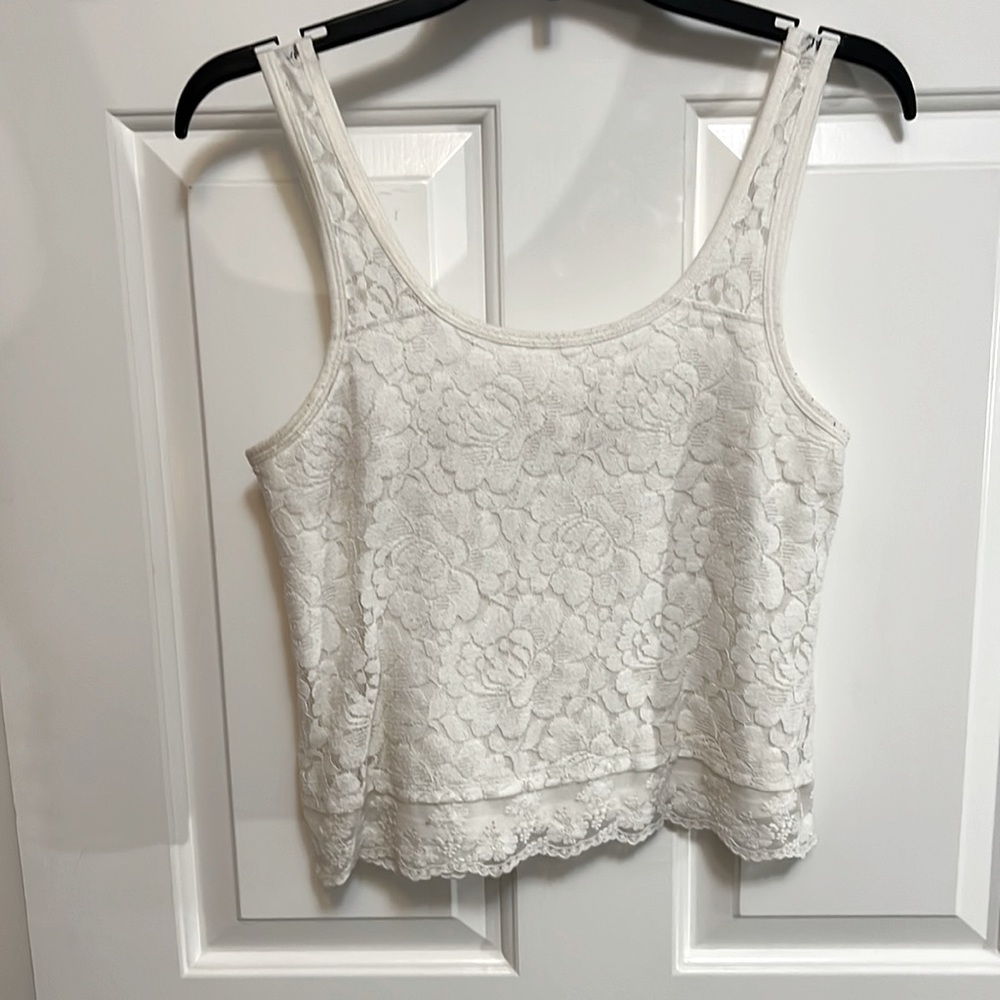Hollister lace cropped tank
